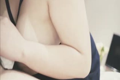 白嫩爆乳情人的瘋狂多姿勢抽插巨乳情人浪穴不停抽送爆乳亂顫淫蕩至極爆精射巨乳上高清1080P原版無水印